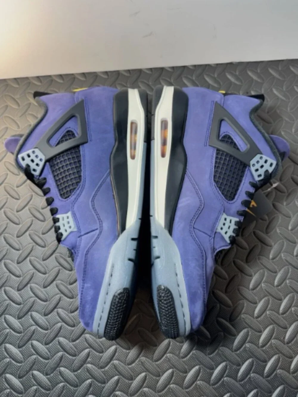 Air Jordan 4 Retro Lakers - Imperial Purple